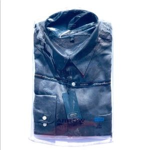 Classic Fit Long Sleeve Button Front Shirt